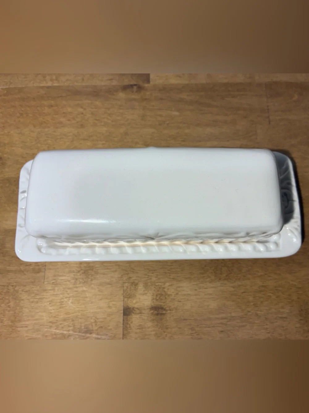 A Perfect Occasion APN1 White Embossed Butter Dish Lid Tray China